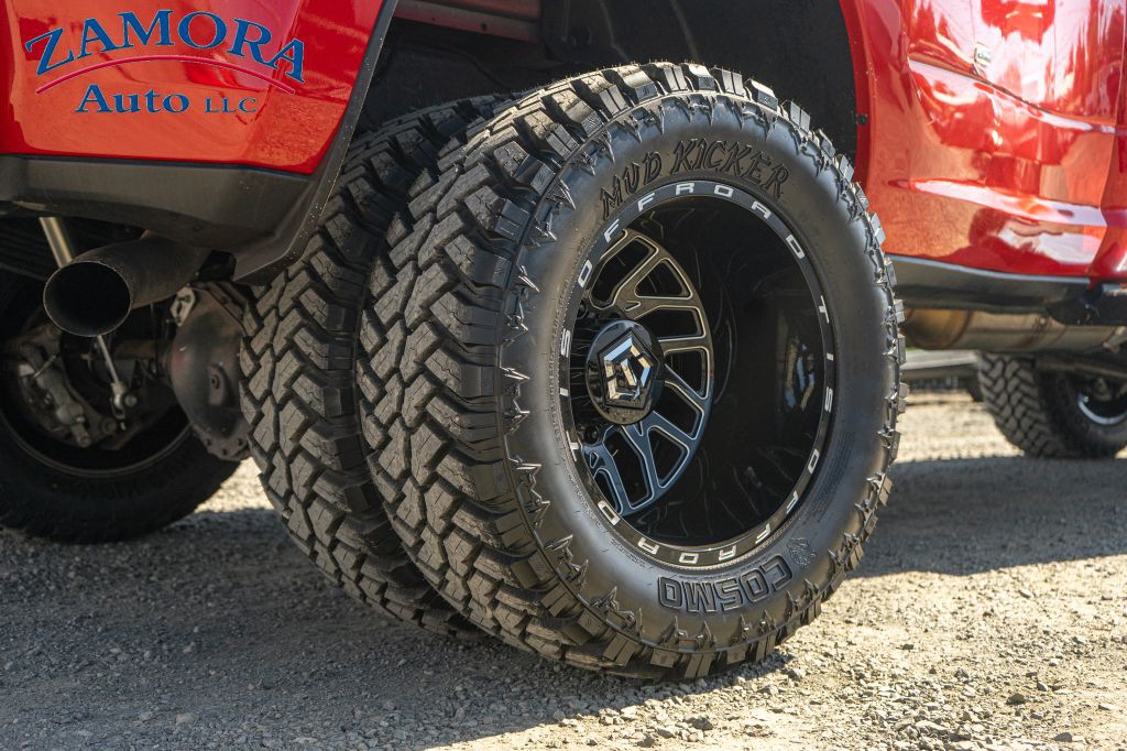 2023 RAM 3500 Image 7