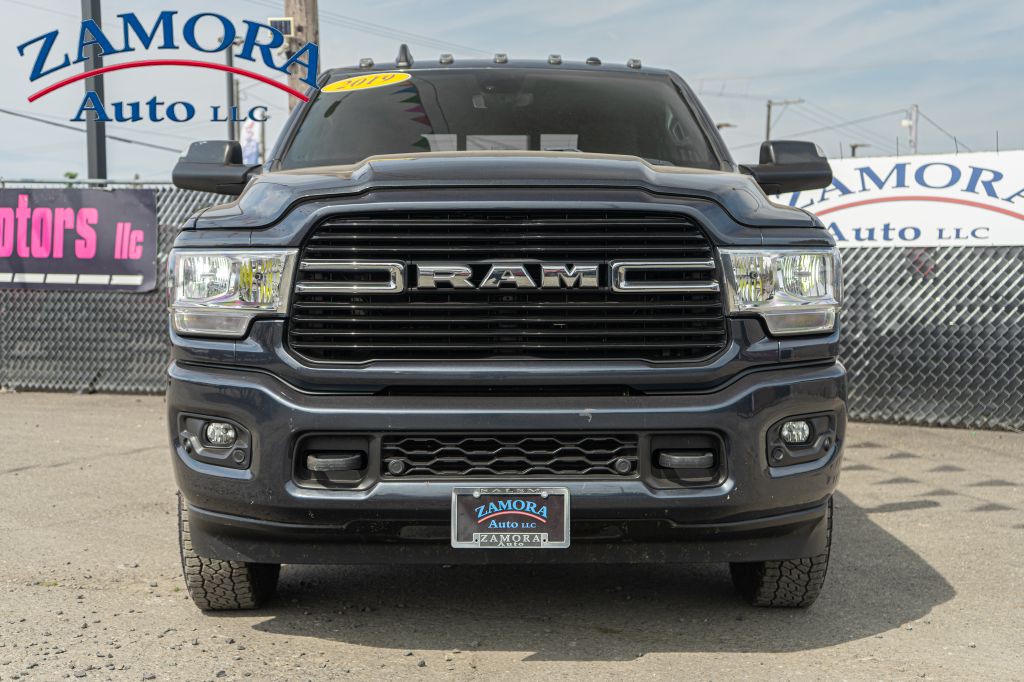 2019 RAM 3500 Image 2