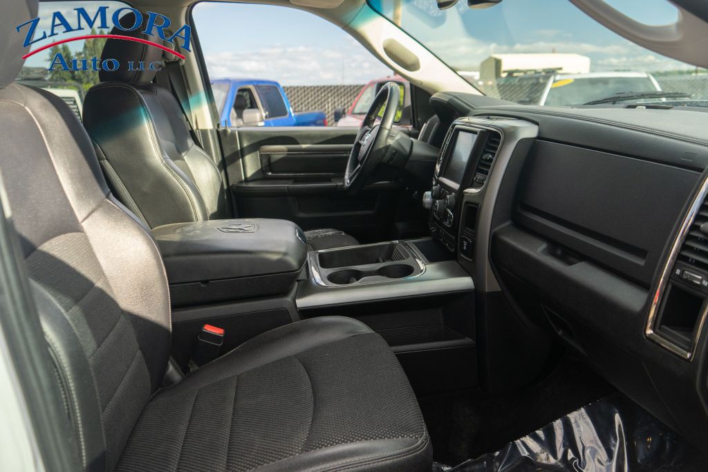 2016 RAM 1500 Image 11