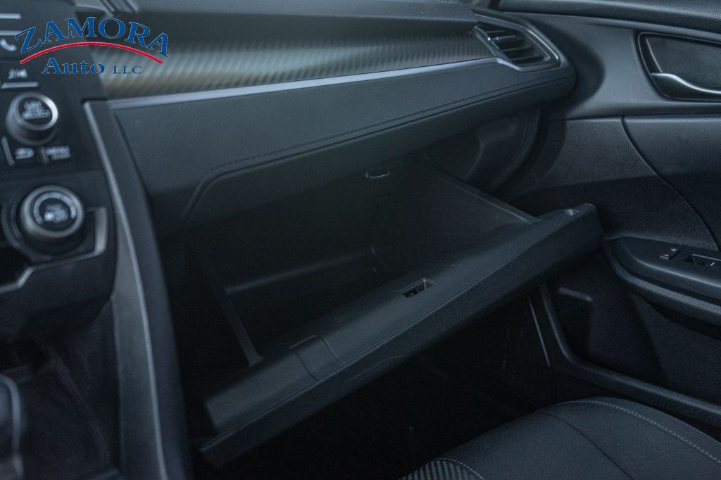 2017 Honda Civic Image 12