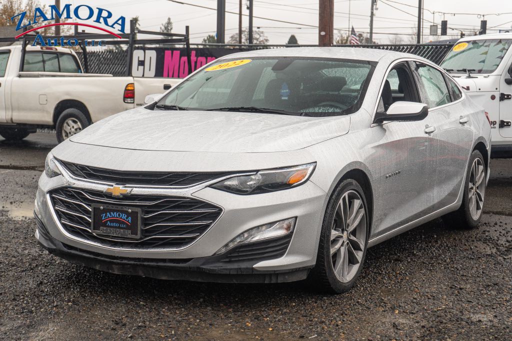 2022 Chevrolet Malibu Image 3