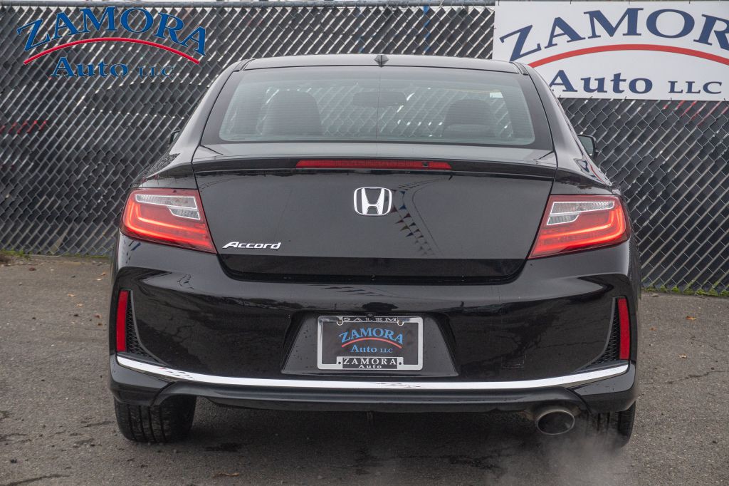 2017 Honda Accord Image 5