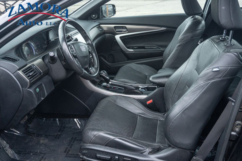 2017 Honda Accord Image 8