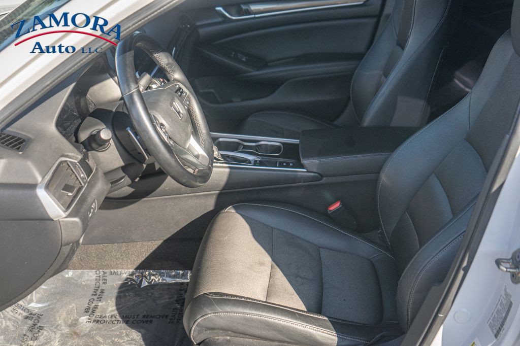 2019 Honda Accord Image 8