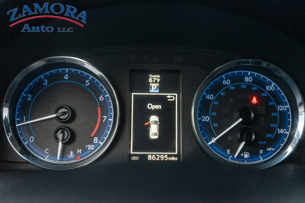 2018 Toyota Corolla Image 9