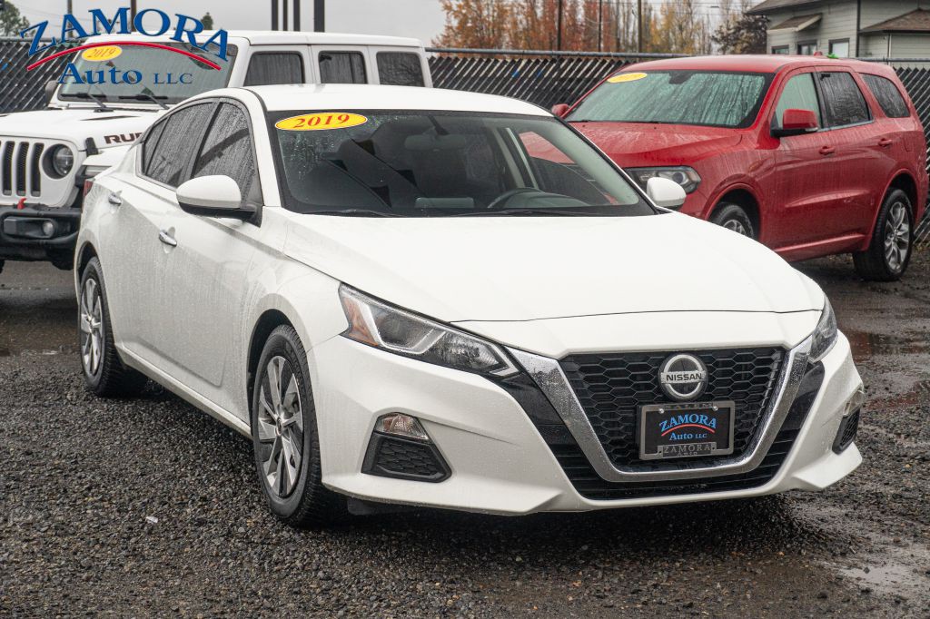 2019 Nissan Altima Image 1