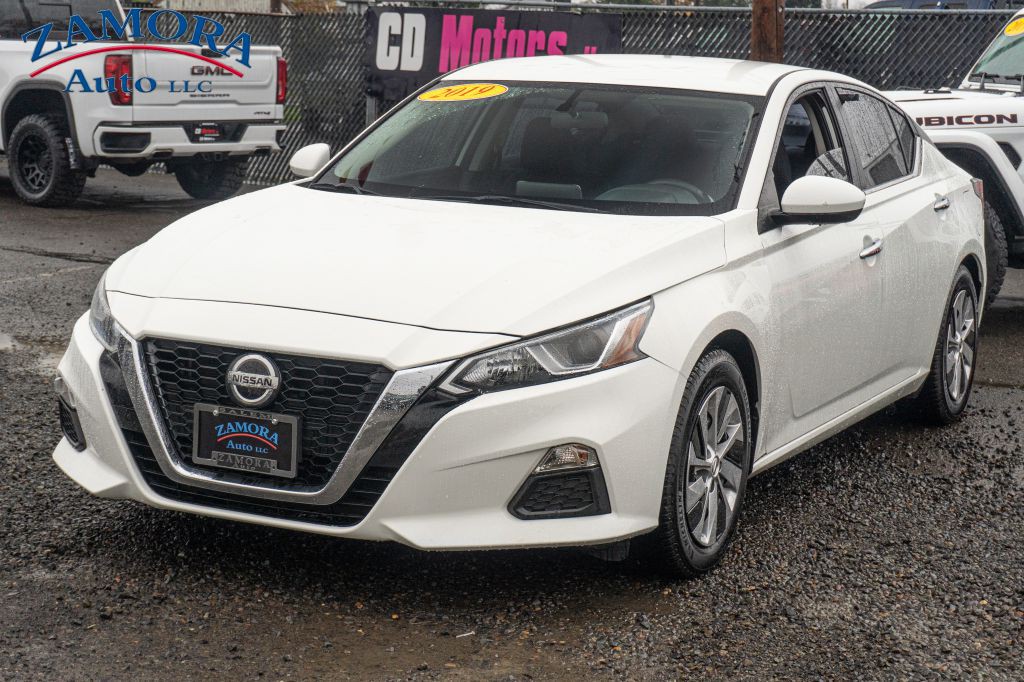 2019 Nissan Altima Image 3