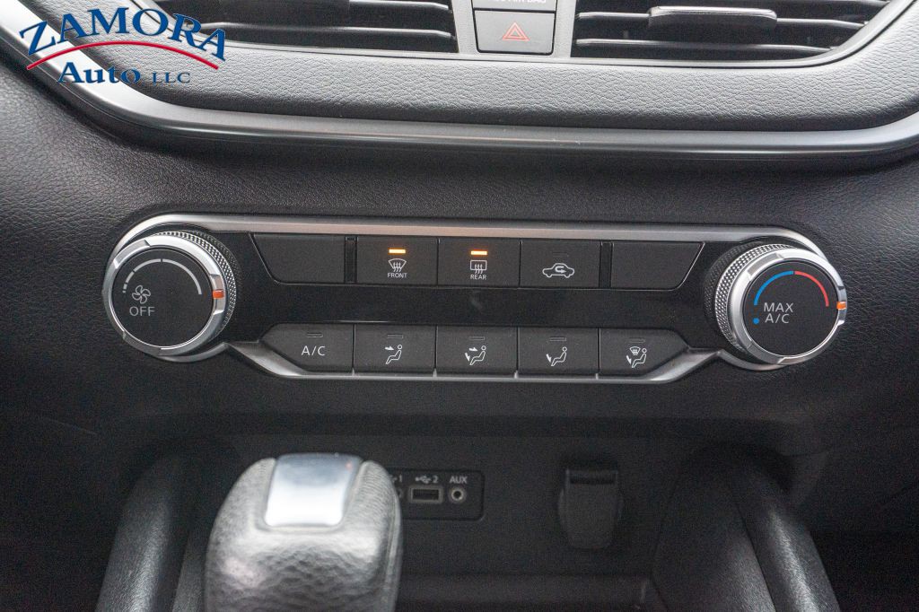 2019 Nissan Altima Image 12