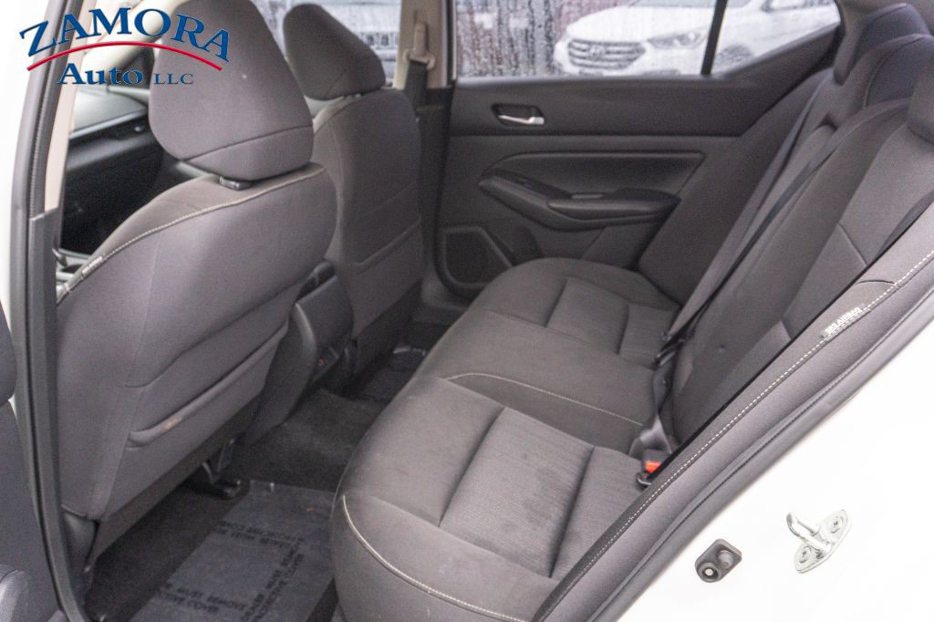 2019 Nissan Altima Image 14