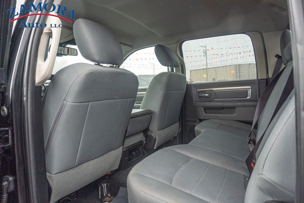 2017 RAM 1500 Image 9