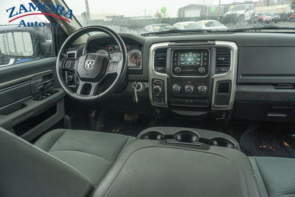 2017 RAM 1500 Image 12