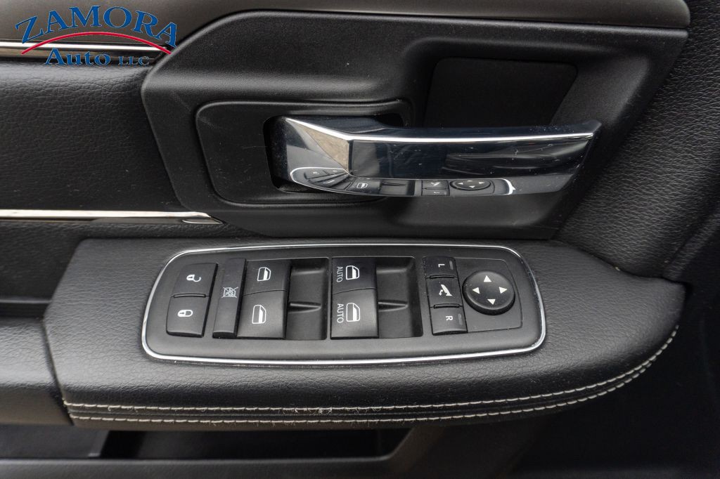 2014 RAM 1500 Image 8