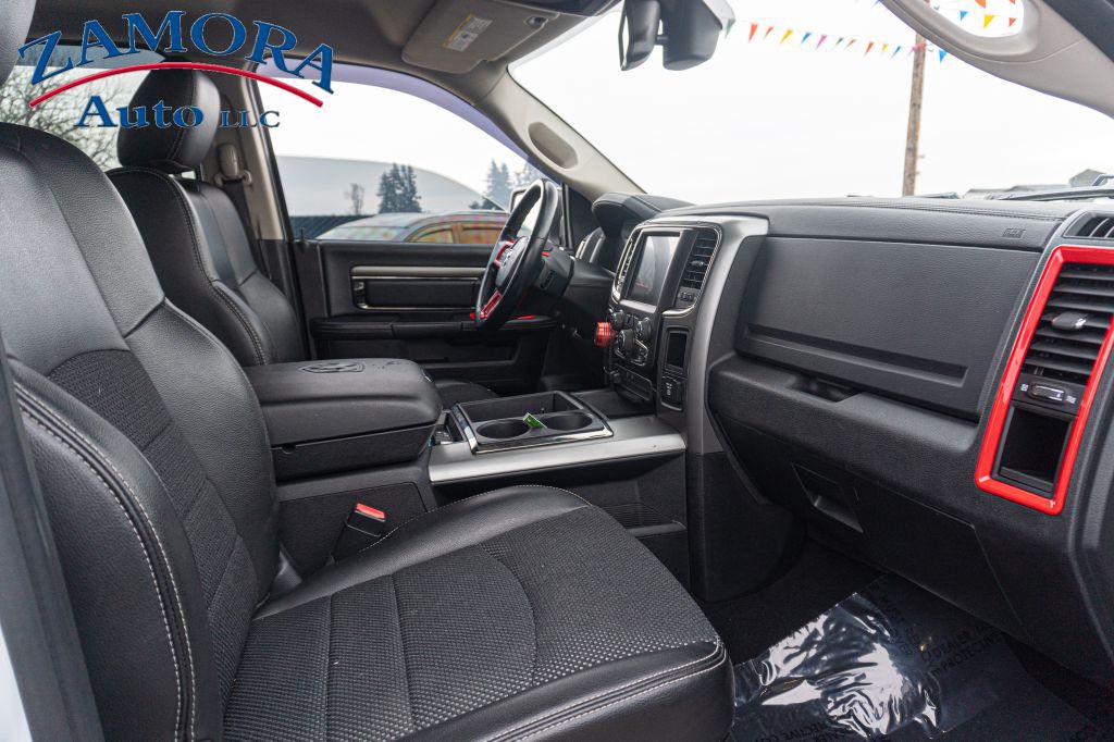 2015 RAM 1500 Image 11