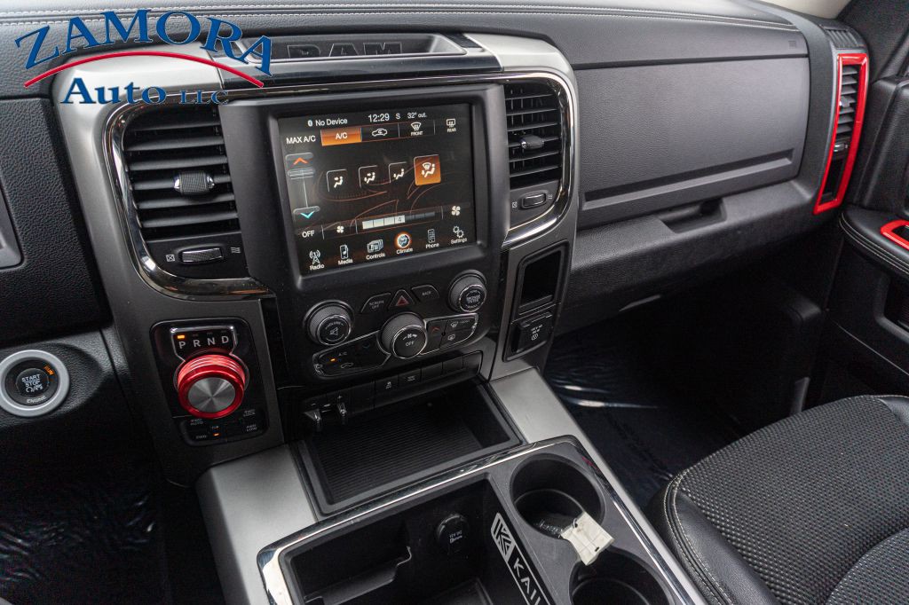 2015 RAM 1500 Image 17