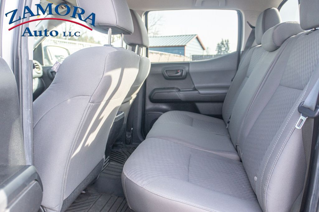 2022 Toyota Tacoma Image 13