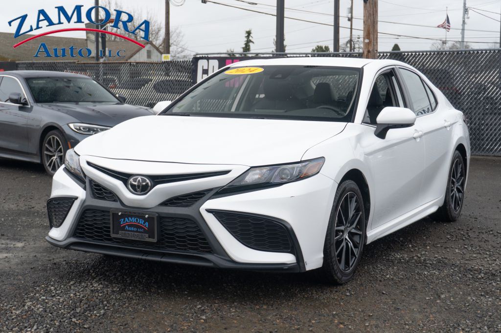 2024 Toyota Camry Image 3