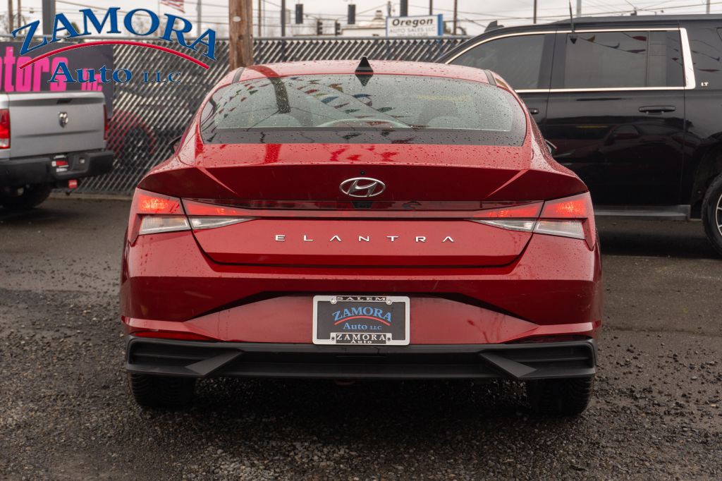 2023 Hyundai Elantra Image 5