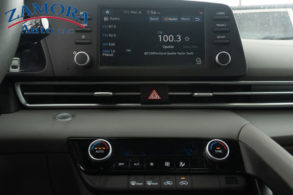 2023 Hyundai Elantra Image 11