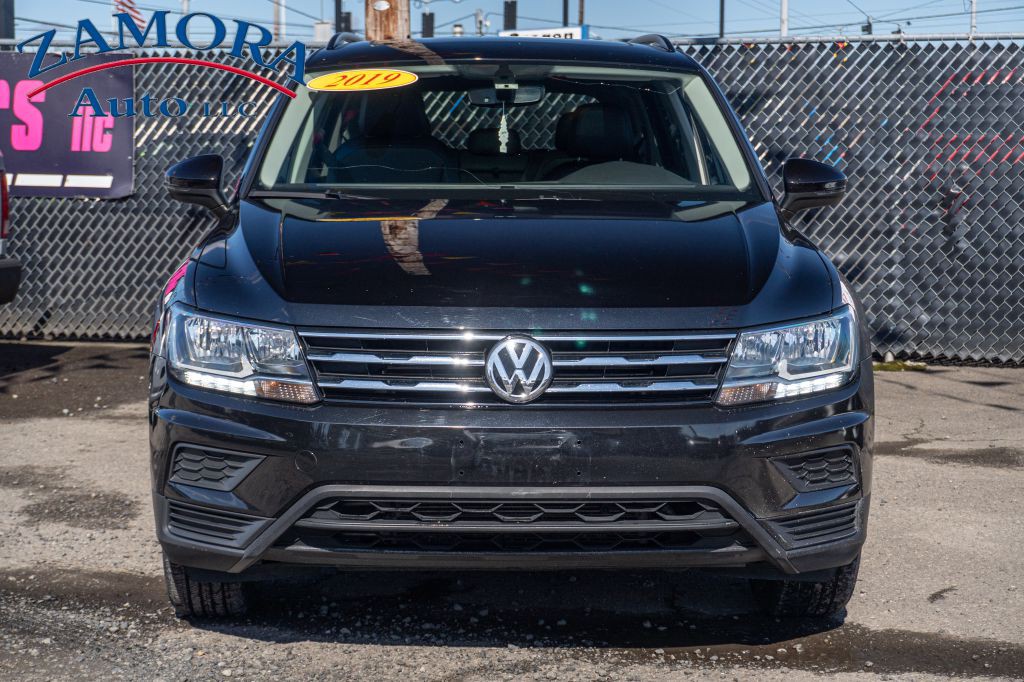 2019 Volkswagen Tiguan Image 2