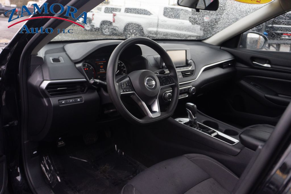 2022 Nissan Altima Image 7