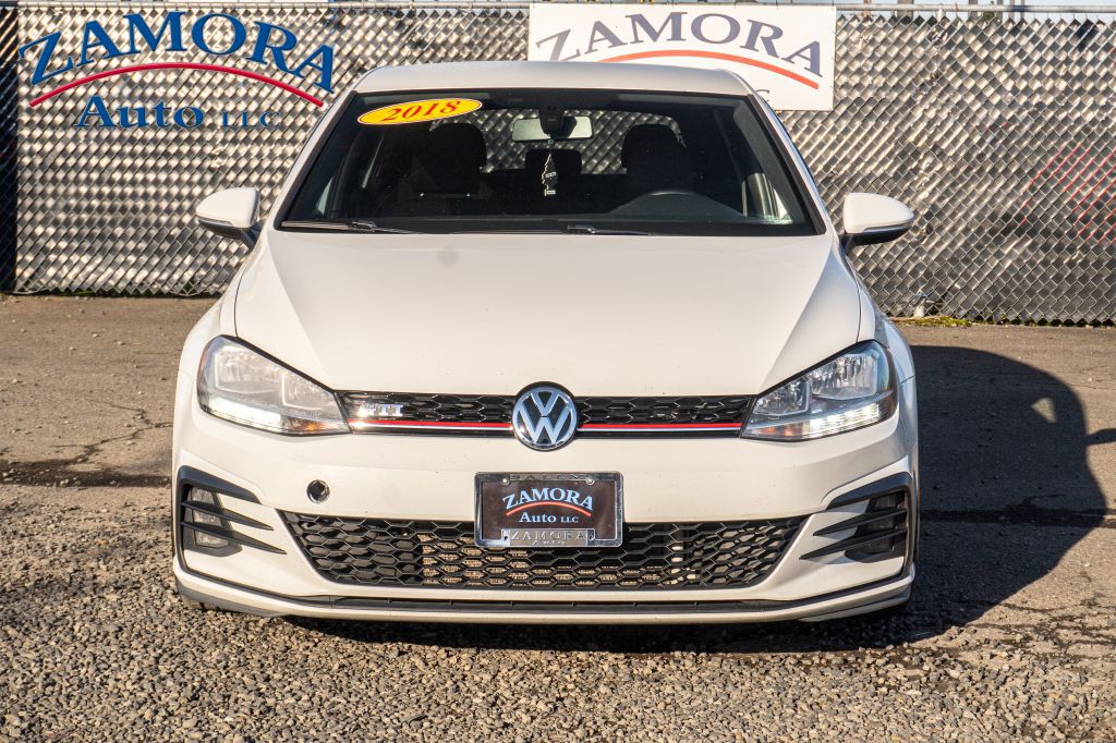 2018 Volkswagen GTI Image 2