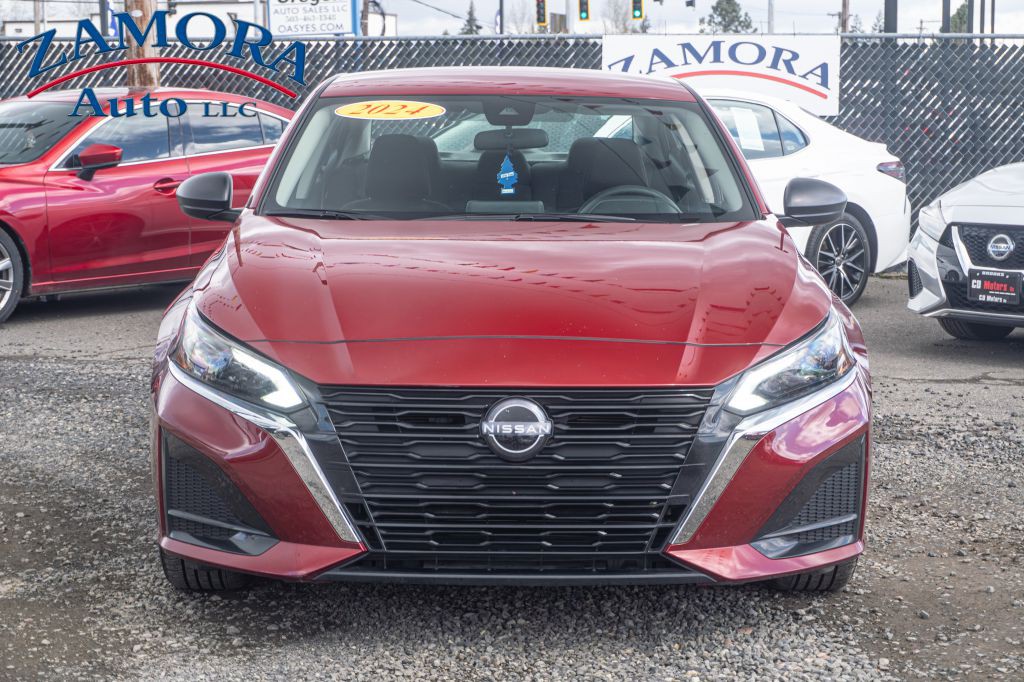 2024 Nissan Altima Image 2
