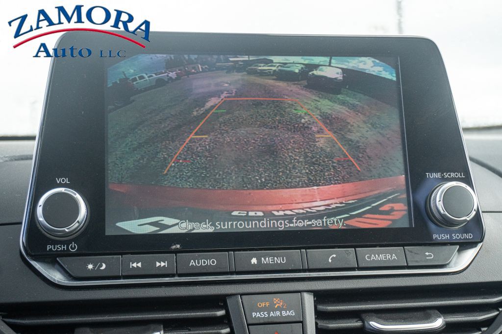 2024 Nissan Altima Image 11