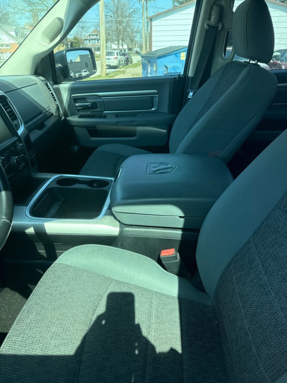 2016 RAM 1500 Image 5