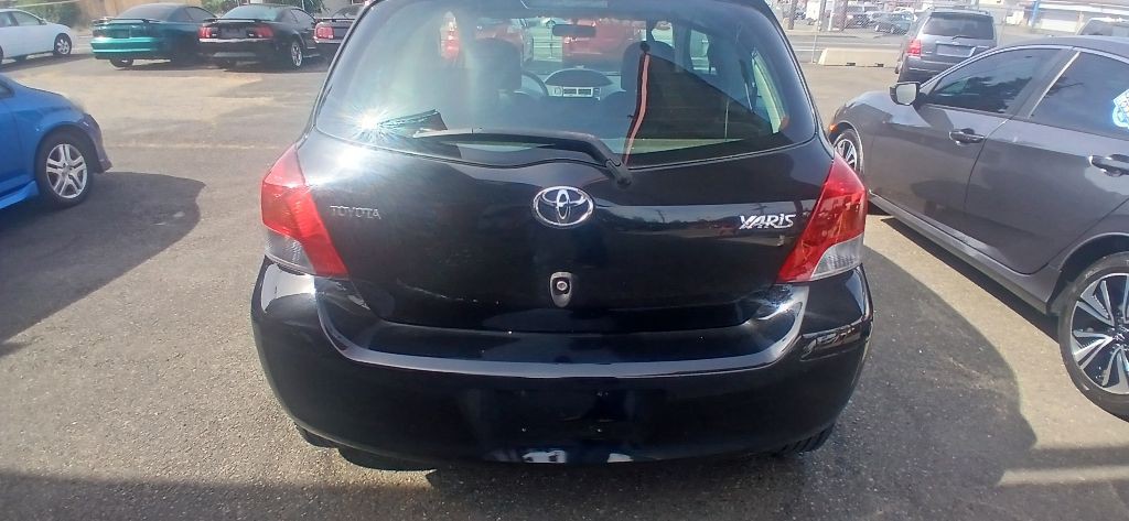 2009 Toyota Yaris Image 7
