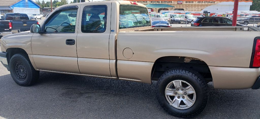 2005 Chevrolet Silverado 1500 Image 3