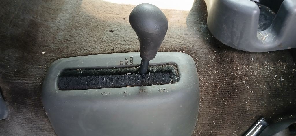 2005 Chevrolet Silverado 1500 Image 10