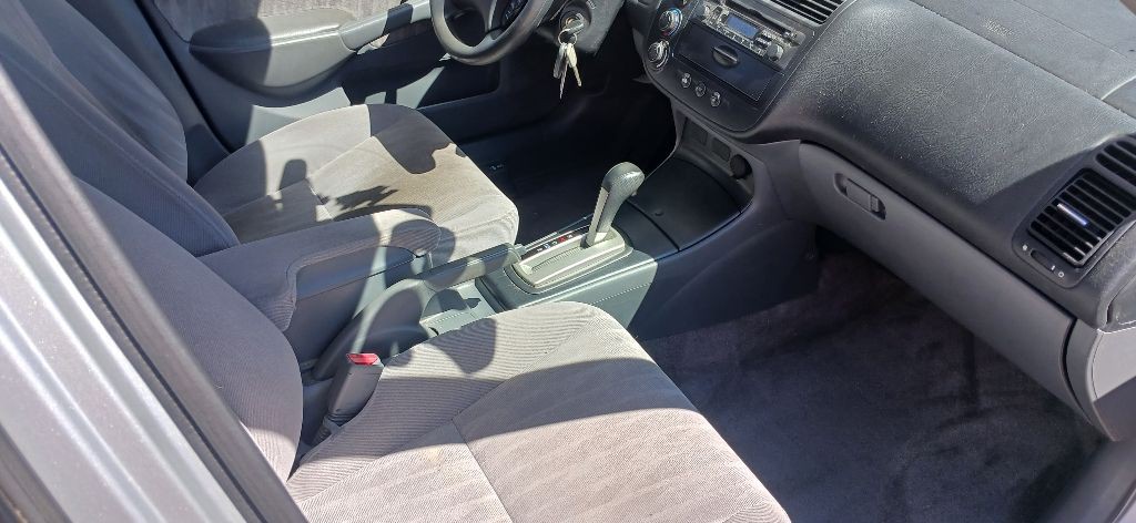 2005 Honda Civic Image 8
