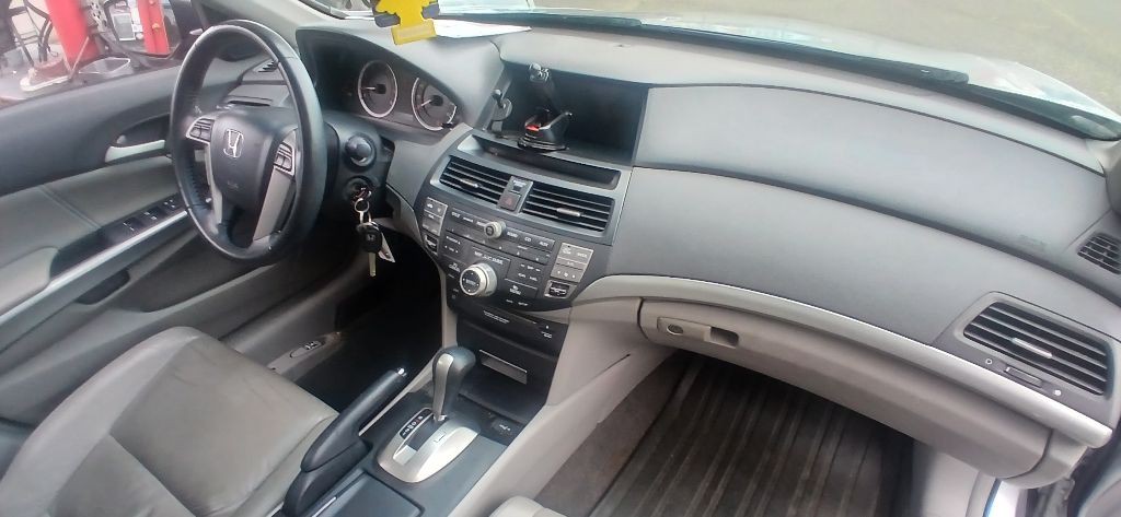 2008 Honda Accord Image 8