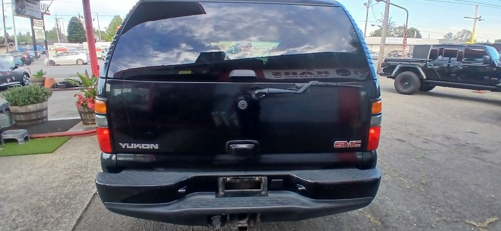 2006 GMC Yukon Image 8