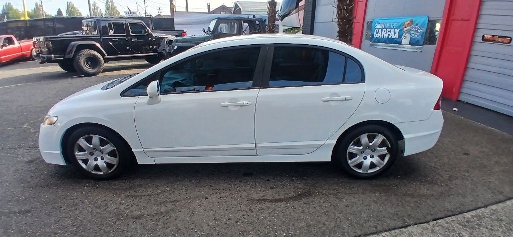 2011 Honda Civic Image 3