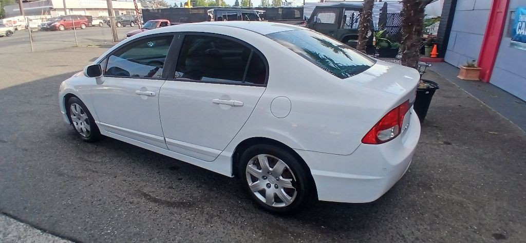 2011 Honda Civic Image 6