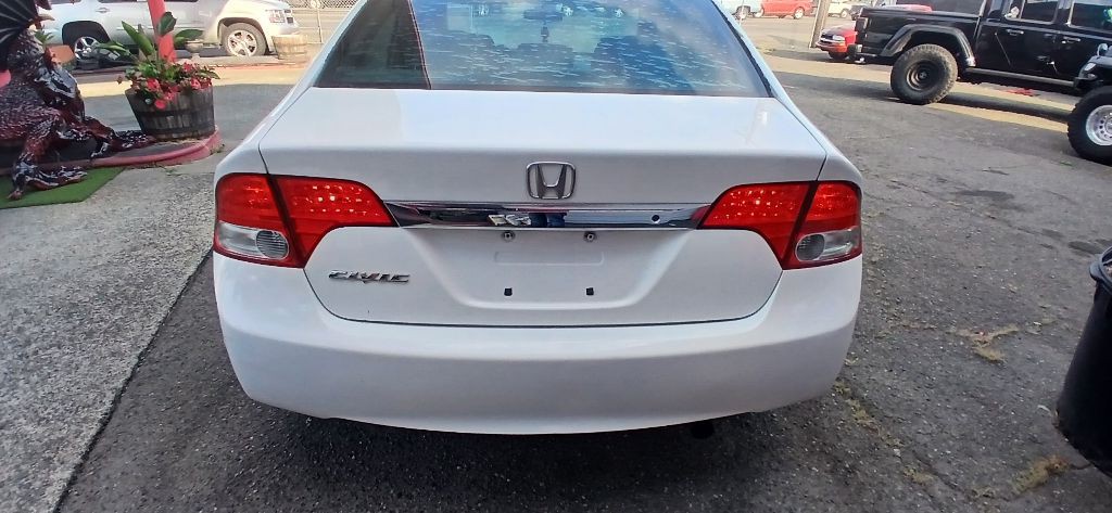 2011 Honda Civic Image 8