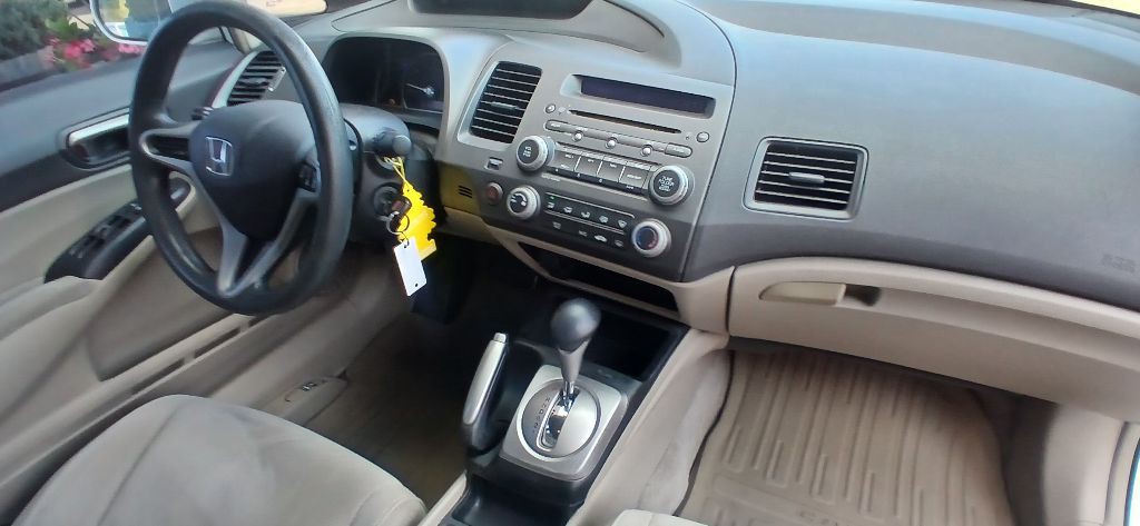 2011 Honda Civic Image 10