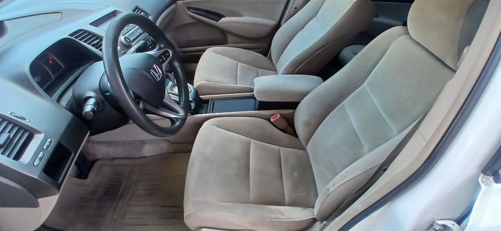 2011 Honda Civic Image 11