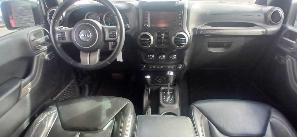 2013 Jeep Wrangler Unlimited Image 14