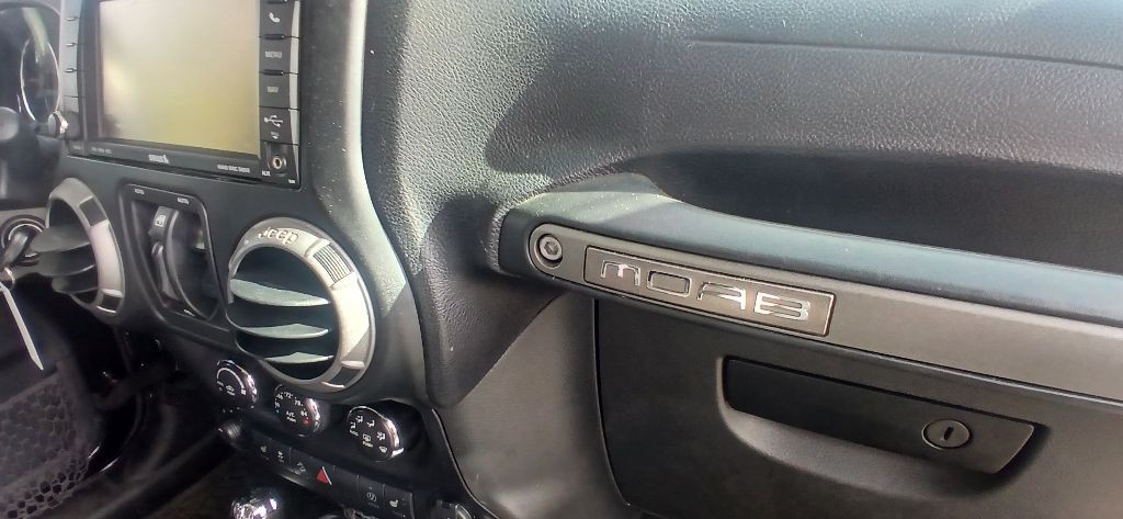 2013 Jeep Wrangler Unlimited Image 19