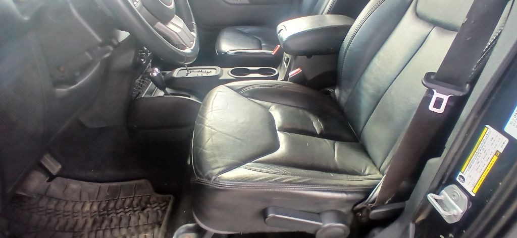 2013 Jeep Wrangler Unlimited Image 24