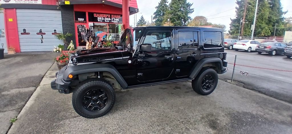 2013 Jeep Wrangler Unlimited Image 1