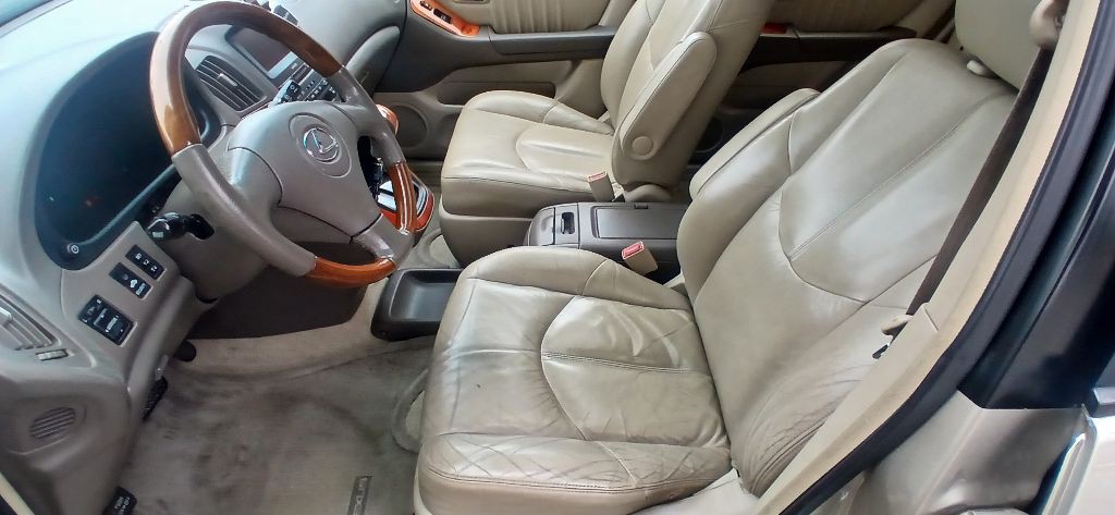 2002 Lexus RX Image 10