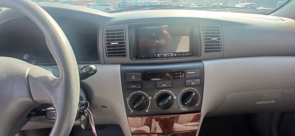 2007 Toyota Corolla Image 8