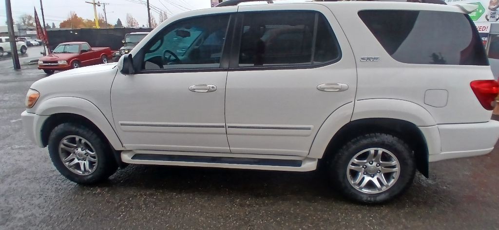 2006 Toyota Sequoia Image 8