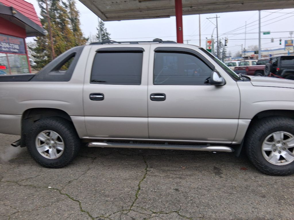 2006 Chevrolet Avalanche Image 5