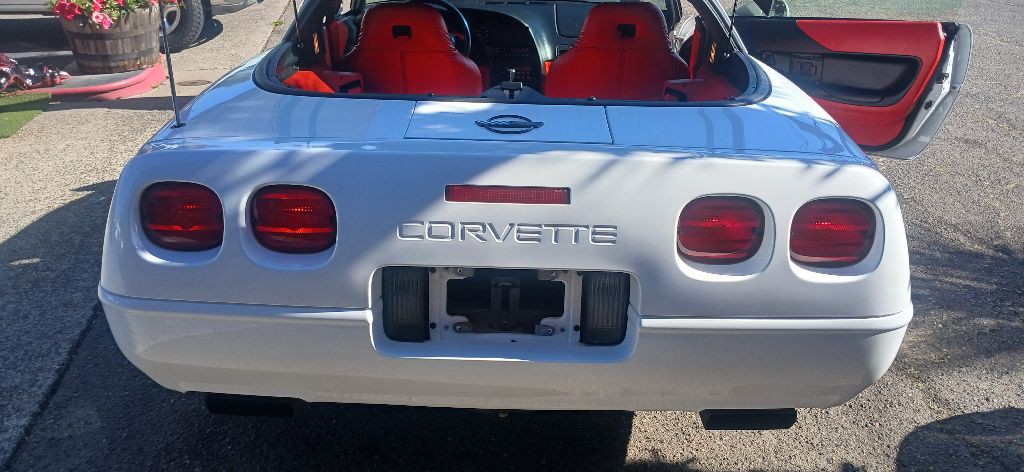 1994 Chevrolet Corvette Image 9