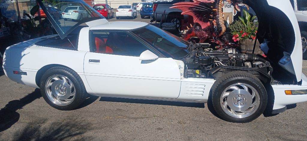 1994 Chevrolet Corvette Image 17
