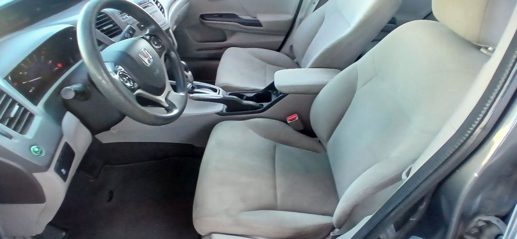 2012 Honda Civic Image 8